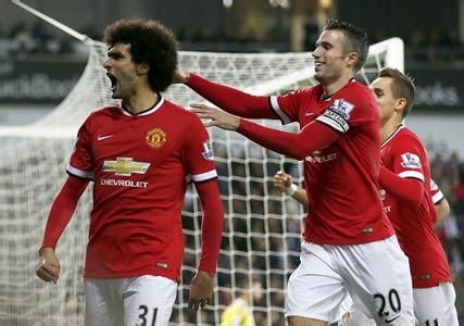 用脚射门的 用脚射门的